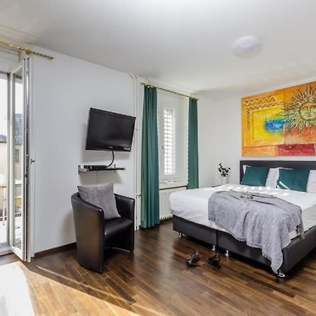 Swiss Star Guesthouse District 3 - Contactless Self Check-In Цюрих Экстерьер фото