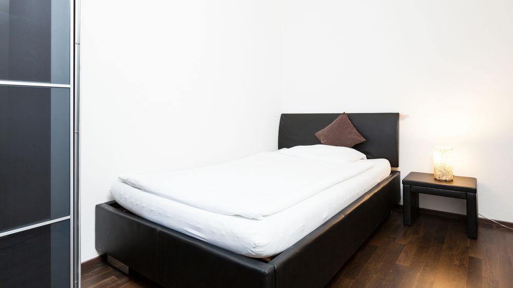 Swiss Star Guesthouse District 3 - Contactless Self Check-In Цюрих Экстерьер фото