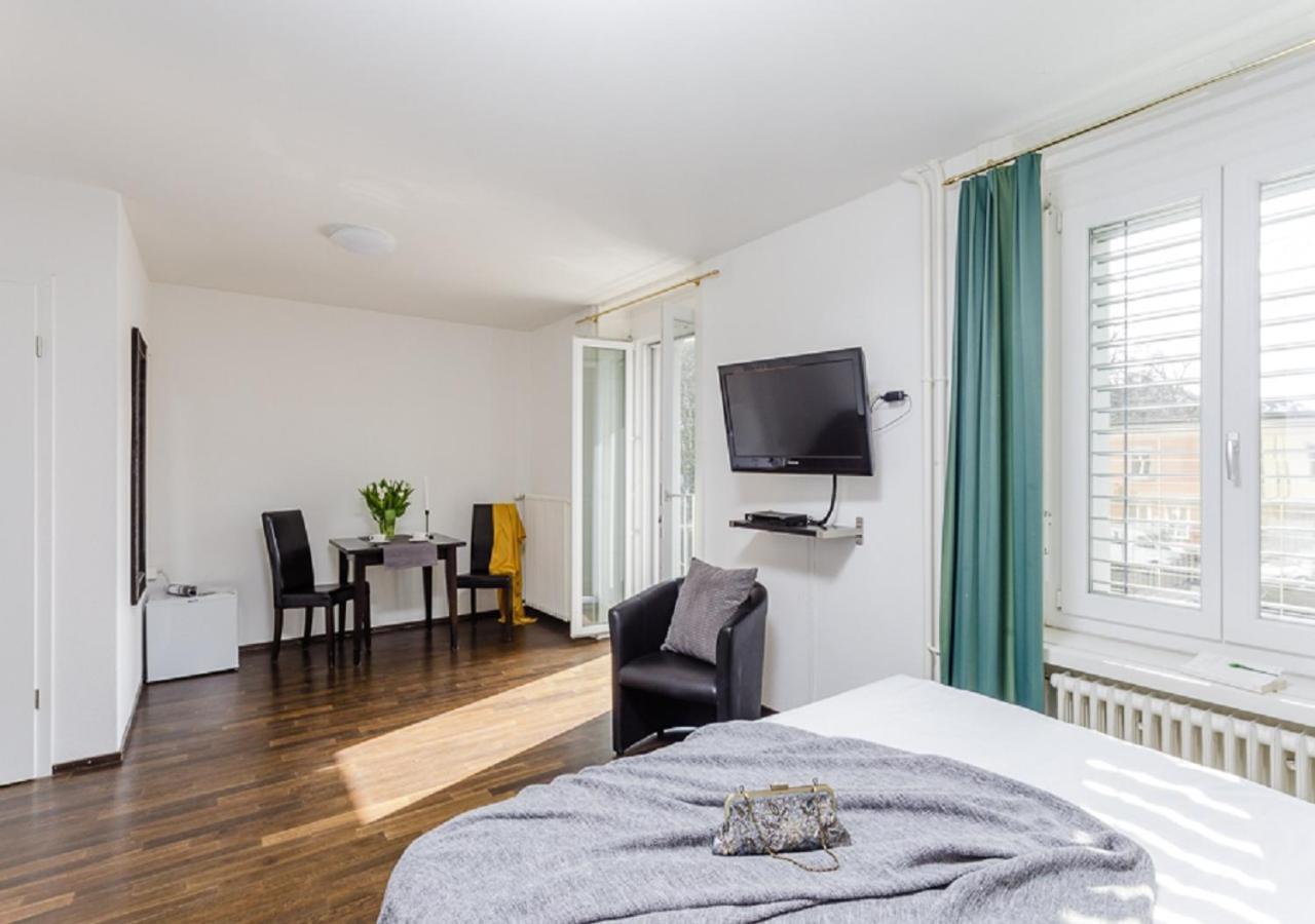 Swiss Star Guesthouse District 3 - Contactless Self Check-In Цюрих Экстерьер фото